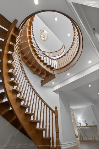 12 Westmount Park Road Toronto ON M9P 1R5