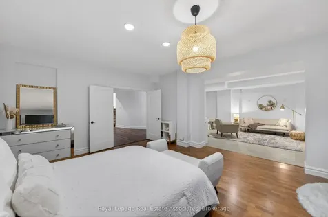 12 Westmount Park Road Toronto ON M9P 1R5