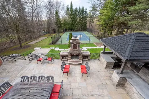 12 Westmount Park Road Toronto ON M9P 1R5