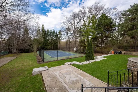 12 Westmount Park Road Toronto ON M9P 1R5