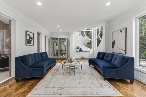 12 Westmount Park Road Toronto ON M9P 1R5