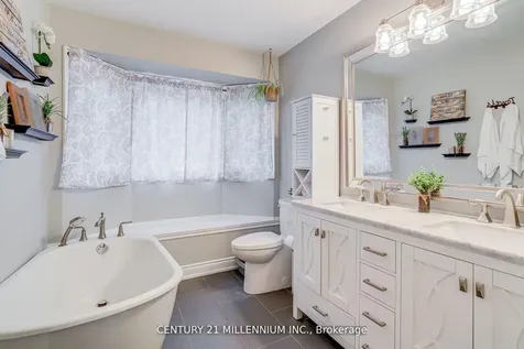 28 Bristol Avenue Brampton ON L6X 2B3