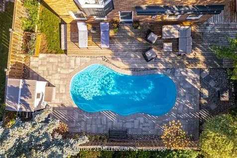 28 Bristol Avenue Brampton ON L6X 2B3