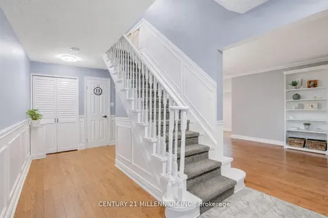 28 Bristol Avenue Brampton ON L6X 2B3