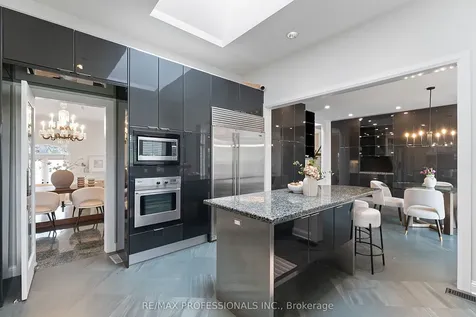 6A Edenbrook Hill Toronto ON M9A 3Z6