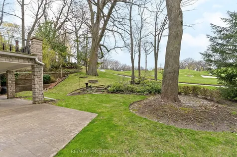6A Edenbrook Hill Toronto ON M9A 3Z6