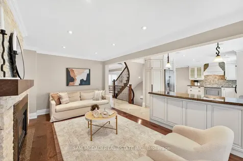 1779 Fifeshire Court Mississauga ON L5L 2T3