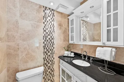 1779 Fifeshire Court Mississauga ON L5L 2T3