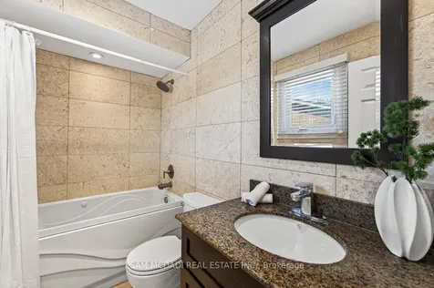 1779 Fifeshire Court Mississauga ON L5L 2T3