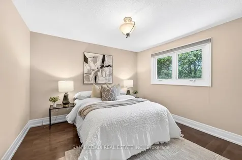 1779 Fifeshire Court Mississauga ON L5L 2T3