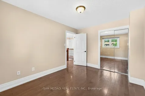 1779 Fifeshire Court Mississauga ON L5L 2T3