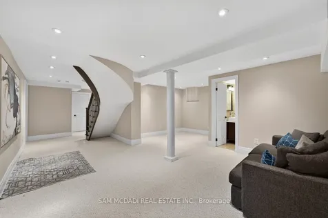 1779 Fifeshire Court Mississauga ON L5L 2T3