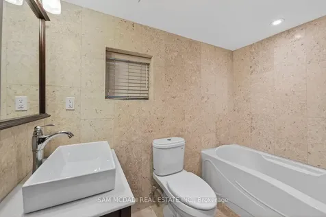 1779 Fifeshire Court Mississauga ON L5L 2T3
