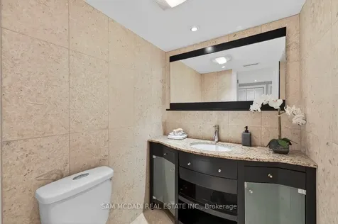 1779 Fifeshire Court Mississauga ON L5L 2T3