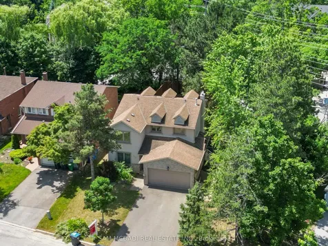 1779 Fifeshire Court Mississauga ON L5L 2T3