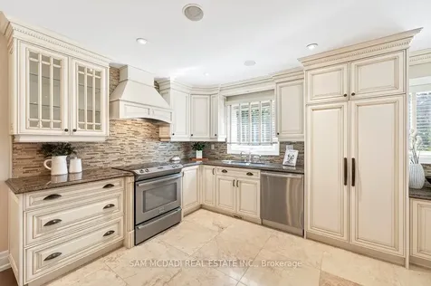 1779 Fifeshire Court Mississauga ON L5L 2T3