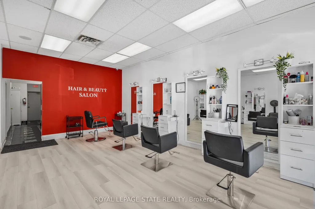 665 Plains Road E Burlington ON L7T 2E8