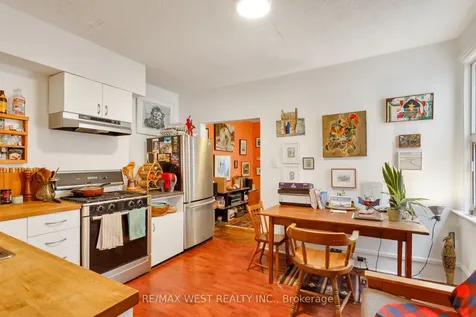 1493 Dupont Street Toronto ON M6P 3S2