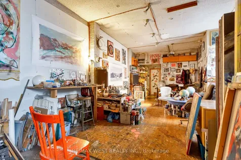 1493 Dupont Street Toronto ON M6P 3S2