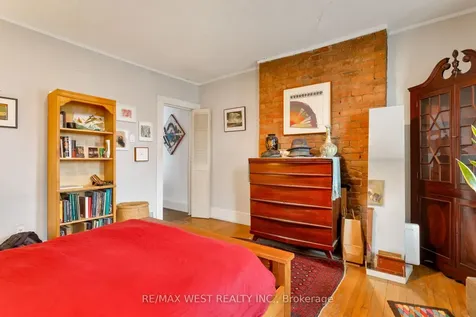 1493 Dupont Street Toronto ON M6P 3S2