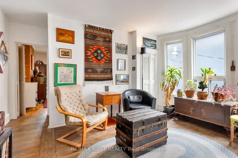 1493 Dupont Street Toronto ON M6P 3S2