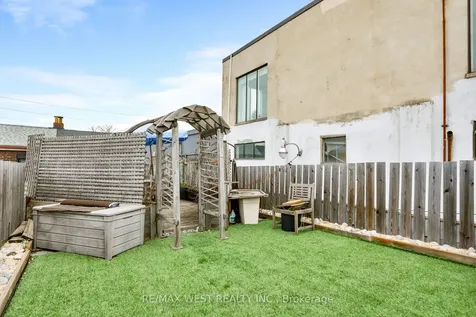 1493 Dupont Street Toronto ON M6P 3S2