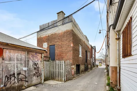 1493 Dupont Street Toronto ON M6P 3S2