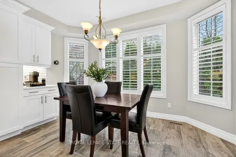 5901 Chercover Court Burlington ON L7L 6T2