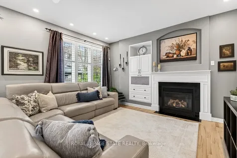 5901 Chercover Court Burlington ON L7L 6T2