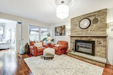 1279 Old English Lane Oakville ON L6M 2P6