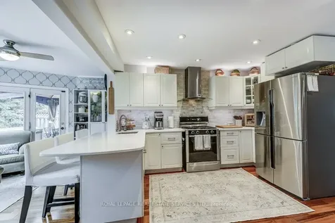 1279 Old English Lane Oakville ON L6M 2P6