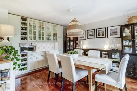 1279 Old English Lane Oakville ON L6M 2P6
