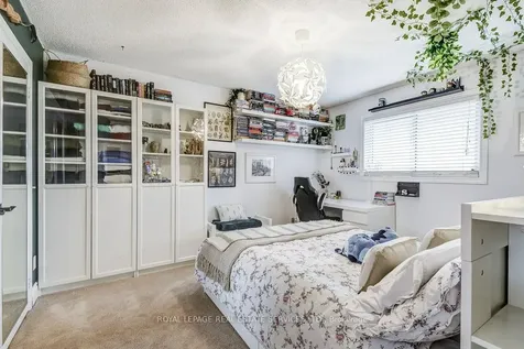 1279 Old English Lane Oakville ON L6M 2P6