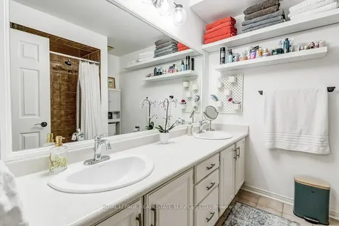 1279 Old English Lane Oakville ON L6M 2P6