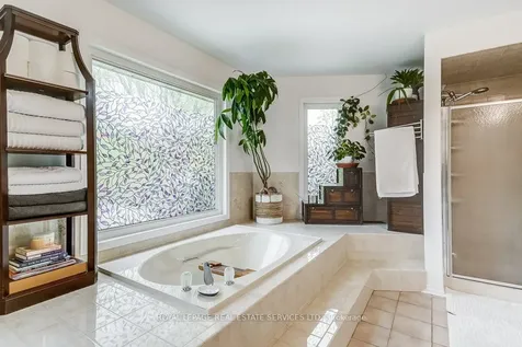 1279 Old English Lane Oakville ON L6M 2P6