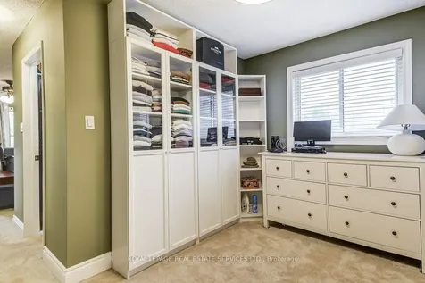 1279 Old English Lane Oakville ON L6M 2P6