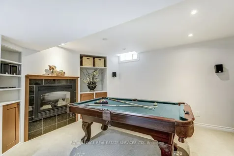 1279 Old English Lane Oakville ON L6M 2P6
