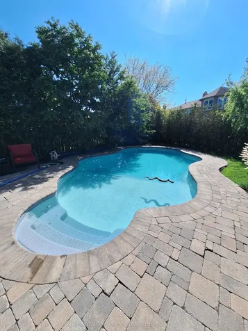 1279 Old English Lane Oakville ON L6M 2P6