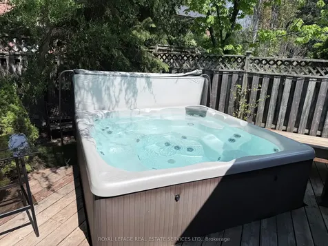1279 Old English Lane Oakville ON L6M 2P6