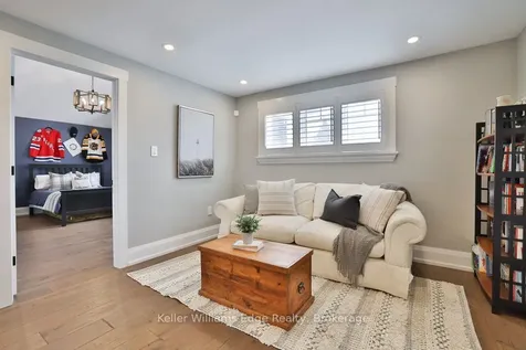 441 Claremont Crescent Oakville ON L6J 6J9