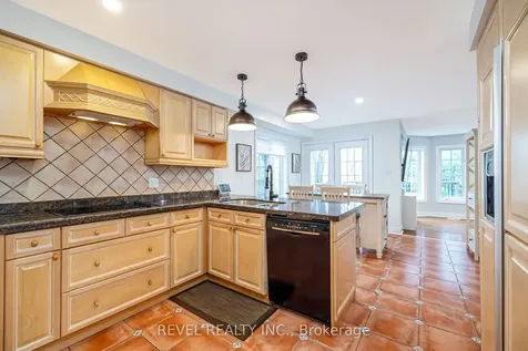 62 Mcnally Street Halton Hills ON L7G 6E2
