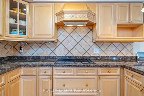 62 Mcnally Street Halton Hills ON L7G 6E2