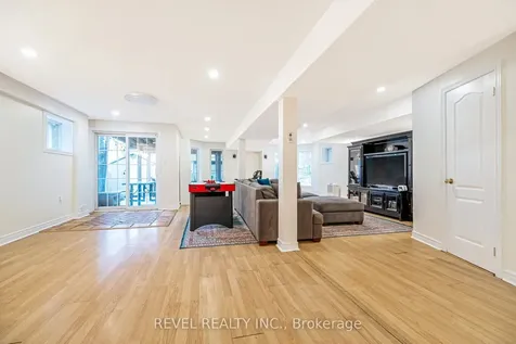 62 Mcnally Street Halton Hills ON L7G 6E2