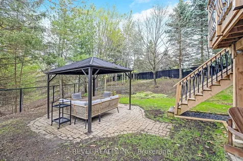 62 Mcnally Street Halton Hills ON L7G 6E2