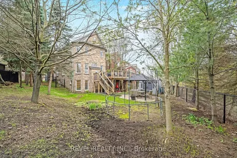 62 Mcnally Street Halton Hills ON L7G 6E2