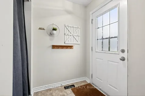 2233 Melissa Crescent Burlington ON L7P 3T4