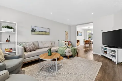 2233 Melissa Crescent Burlington ON L7P 3T4