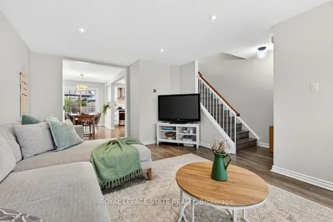 2233 Melissa Crescent Burlington ON L7P 3T4
