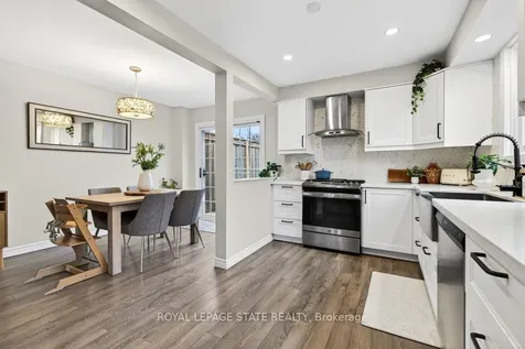 2233 Melissa Crescent Burlington ON L7P 3T4