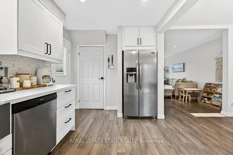 2233 Melissa Crescent Burlington ON L7P 3T4